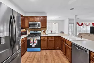 3245 Shady Woods Cir, Lawrenceville, GA 30044 - Photo 15