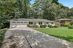 2665 Hawthorne Dr NE, Atlanta, GA 30345 - Photo 33