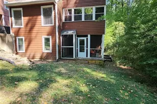 258 Kenilworth Cir, Stone Mountain, GA 30083 - Photo 3