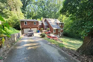 258 Kenilworth Cir, Stone Mountain, GA 30083 - Photo 1