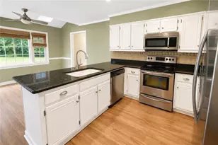1820 N Chestnut Grove Dr, Marietta, GA 30066 - Photo 7