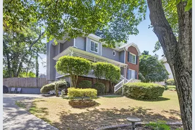 540 Clear Lake Lane, Suwanee, GA 30024 - Photo 3