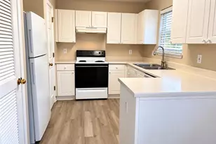 300 Goldenrod Dr, Stockbridge, GA 30281 - Photo 5