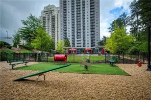 795 Hammond Dr, Sandy Springs, GA 30328 - Photo 37