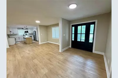 8986 Mandarin Drive, Jonesboro, GA 30236 - Photo 7