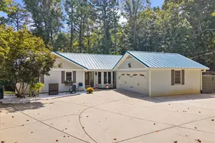 1695 Lakeside Trail, Cumming, GA 30041 - Photo 69