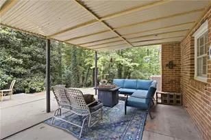 2059 Mountain Creek Dr, Stone Mountain, GA 30087 - Photo 23