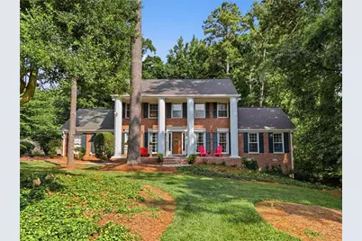 2059 Mountain Creek Drive, Stone Mountain, GA 30087 - Photo 3