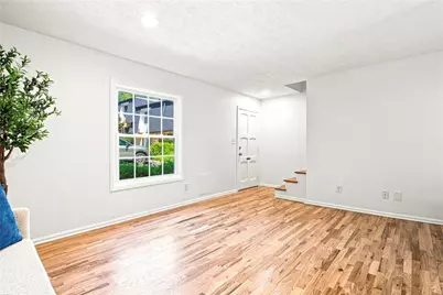 6304 Park Avenue #D3, Sandy Springs, GA 30342 - Photo 5