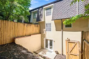 6304 Park Ave, Sandy Springs, GA 30342 - Photo 17