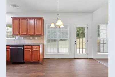3926 Walnut Grove Way, Gainesville, GA 30506 - Photo 9
