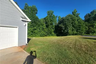435 Butler Bridge Cir, Covington, GA 30016 - Photo 5