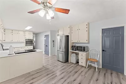 3824 Shawnee Run SW, Lilburn, GA 30047 - Photo 11
