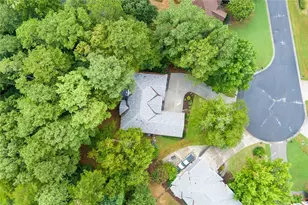 102 Legacy Ct, Woodstock, GA 30189 - Photo 5