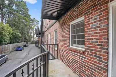 3675 Peachtree Road NE #19, Atlanta, GA 30319 - Photo 15