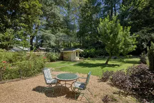 1031 Shepherds Ln, Atlanta, GA 30324 - Photo 9