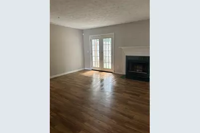 2136 Wellington Circle, Lithonia, GA 30058 - Photo 11