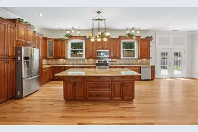 1425 Pineway Drive NE, Atlanta, GA 30329 - Photo 3