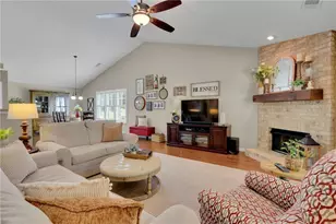 8720 Meadow Glen Ct, Gainesville, GA 30506 - Photo 17