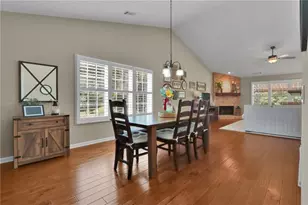 8720 Meadow Glen Ct, Gainesville, GA 30506 - Photo 11