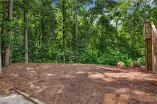 2404 Stockton Pl, Marietta, GA 30066 - Photo 37