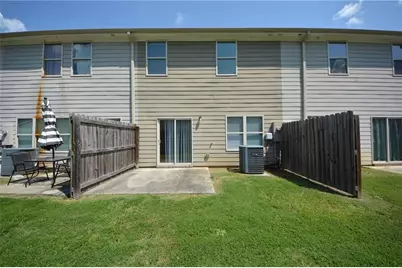 1955 Old Dogwood, Jonesboro, GA 30238 - Photo 3