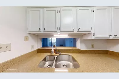 300 Johnson Ferry Road NE #B409, Sandy Springs, GA 30328 - Photo 3