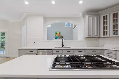 8430 Valemont Drive, Sandy Springs, GA 30350 - Photo 19