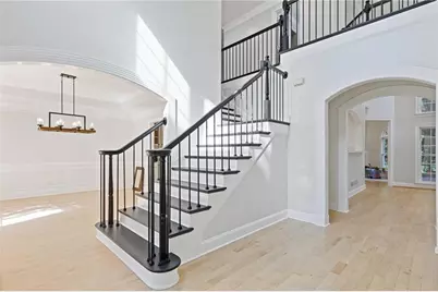 8430 Valemont Drive, Sandy Springs, GA 30350 - Photo 7