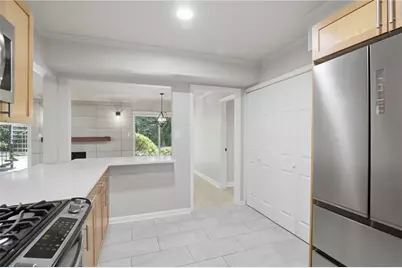5400 Roswell Road #N6, Sandy Springs, GA 30342 - Photo 9
