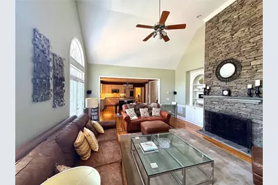 2667 Dunhaven Court, Snellville, GA 30078 - Photo 11