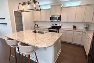 3054 Vinca Dr, Buford, GA 30519 - Photo 13