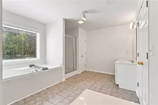 1015 Liberty Ives Dr, Auburn, GA 30011 - Photo 35