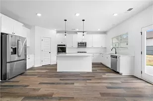 5673 Wyncreek Circle SW, Atlanta, GA 30331 - Photo 9