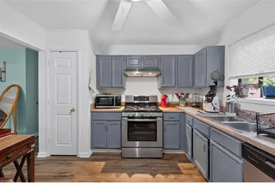 4971 Sugar Creek Drive, Sugar Hill, GA 30518 - Photo 13