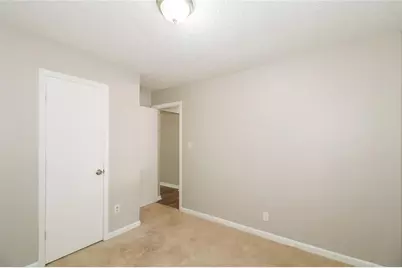 8605 Collins Drive, Jonesboro, GA 30236 - Photo 13