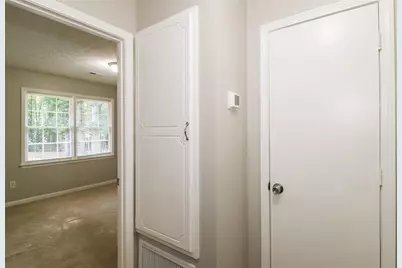 8605 Collins Drive, Jonesboro, GA 30236 - Photo 15