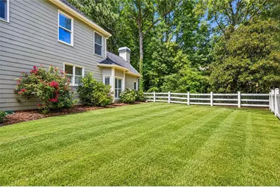 1749 Glen Echo Way, Marietta, GA 30062 - Photo 5
