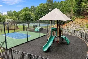 2232 Woodbriar Dr, Buford, GA 30518 - Photo 17
