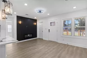 4253 Hanes Dr, Decatur, GA 30035 - Photo 3