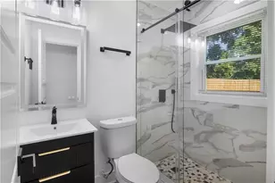 4253 Hanes Dr, Decatur, GA 30035 - Photo 11