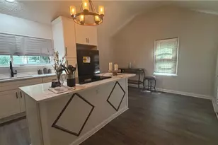 754 North Ave, Hapeville, GA 30354 - Photo 9