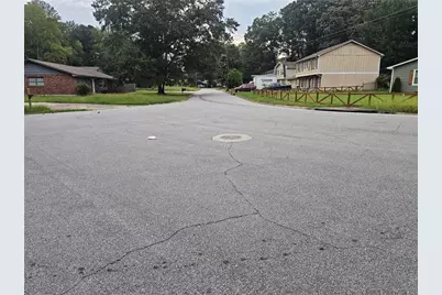 745 S Carter Drive, Jonesboro, GA 30236 - Photo 15
