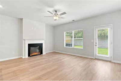387 Lanier Circle, Woodstock, GA 30189 - Photo 5