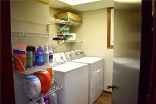 274 Russell Ridge Dr, Lawrenceville, GA 30043 - Photo 25