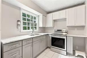 1576 Wellswood Dr SE, Atlanta, GA 30315 - Photo 7