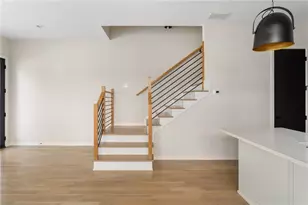 454 Calhoun St NW, Atlanta, GA 30318 - Photo 9