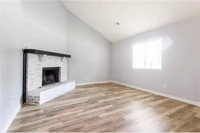 9386 Woodknoll Lane, Jonesboro, GA 30238 - Photo 17