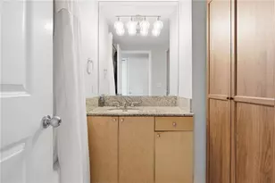 3338 Peachtree Rd NE, Atlanta, GA 30326 - Photo 17