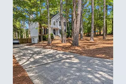 3801 Brittan Glade Trail, Snellville, GA 30039 - Photo 3